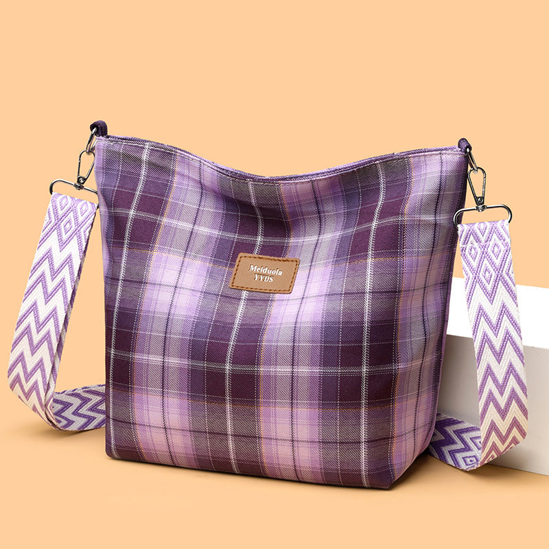 Retro Checkered Contrast Messenger Bag: Large Capacity Urban Shoulder Bag