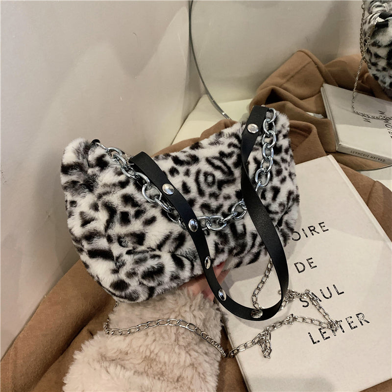 Leopard Pattern Plush Bag Personality Diagonal Women Bag Chain Bag Shoulder Bag