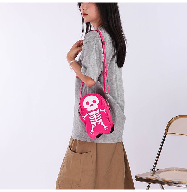 The 3D Gothic Skull Statement Bag: Y2K Streetwear Crossbody Purse