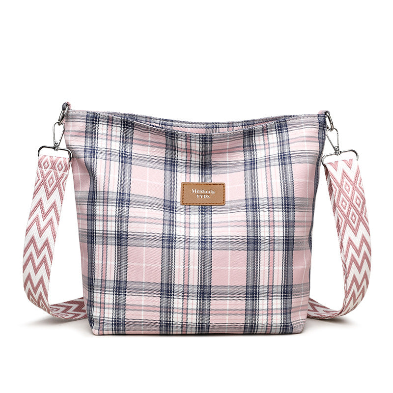 Retro Checkered Contrast Messenger Bag: Large Capacity Urban Shoulder Bag